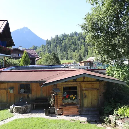 Faltenbach Ferienwohnungen in Oberstdorf Exterior foto