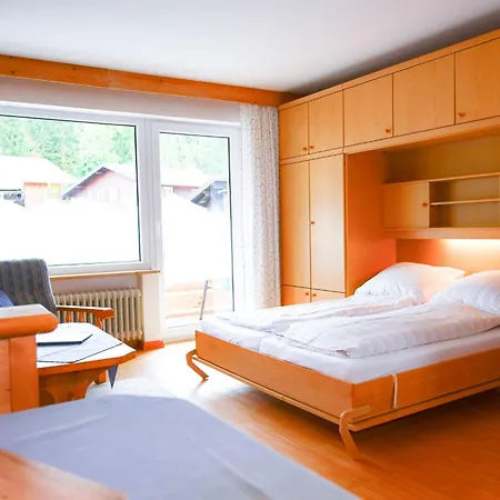 Faltenbach Ferienwohnungen in Oberstdorf Exterior foto